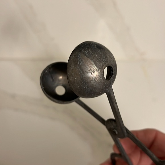 Fun Set of 3 Vintage Kitchen Utensils - Picture 2 of 9